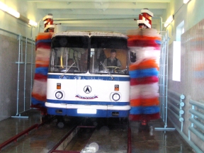 Полуавтоматическая моечная установка  автобусов и троллейбусов ПМУ-А/Т-7