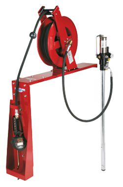 Комплект пневматический для раздачи масла с кронштейном, катушкой для шланга. 8210 Комплект пневматический для раздачи масла с кронштейном, катушкой для шланга, для резервуара 1000 л.