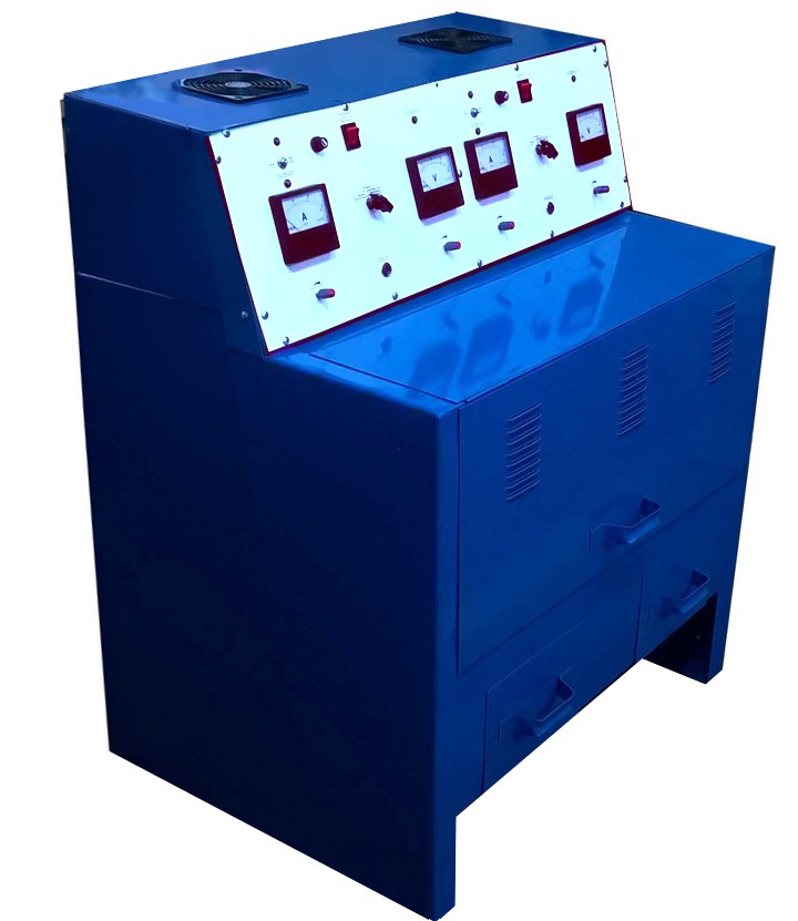 ЗУ-3+ Шкаф импульсный зарядно-разрядный аккумуляторный.